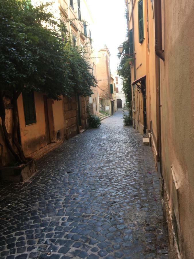 Casetta Del Borghetto -Nel Cuore Del Borghetto Nettuno Exteriör bild